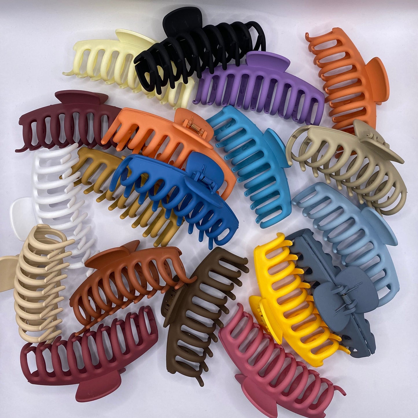 XL Round Matte Hair Claws